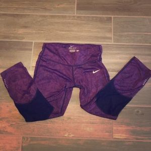 Purple/black Nike Dri Fit Crop Legging